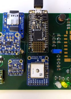 Entwicklungsboard des APRS-Buddy